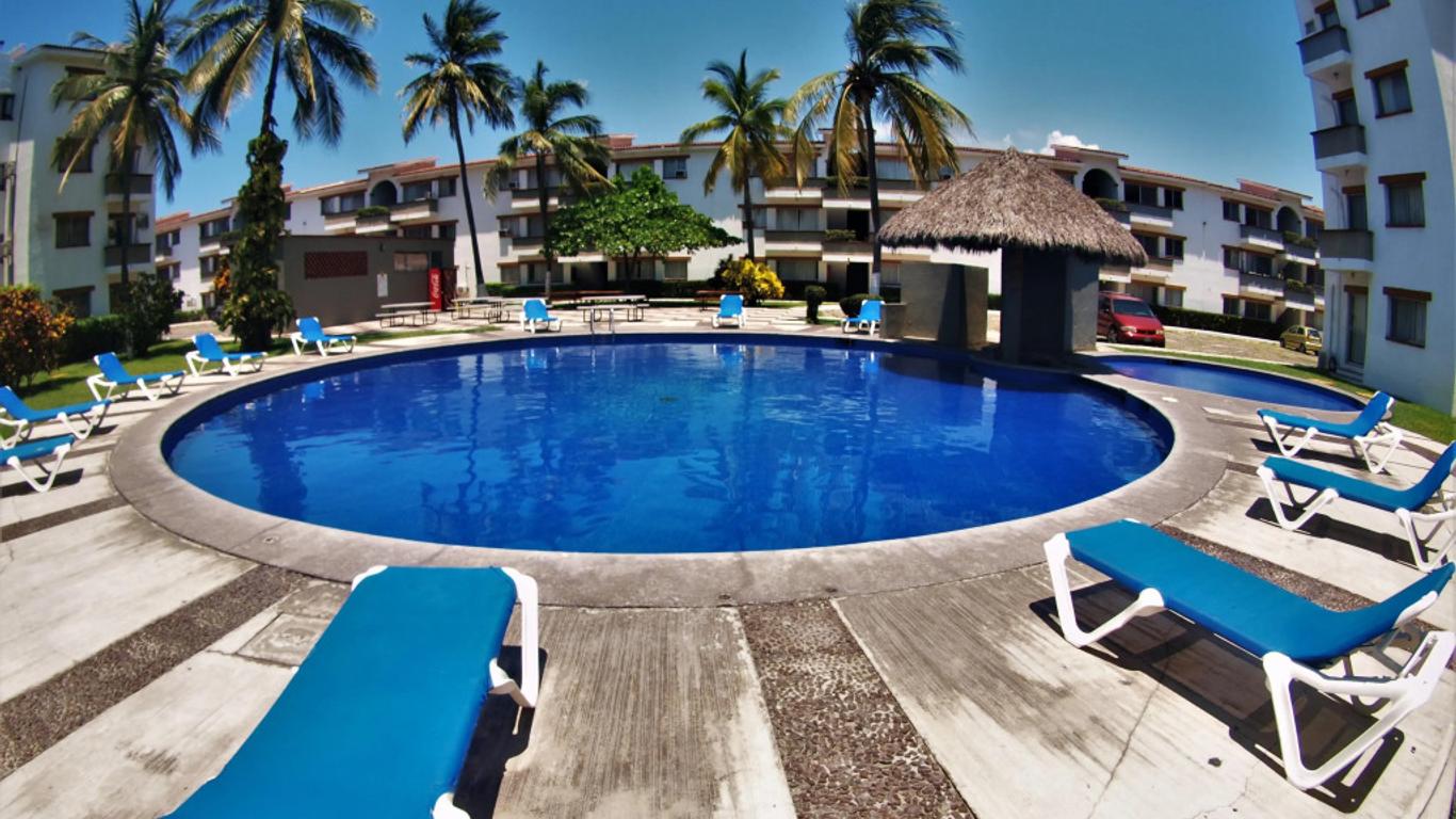 Suites Las Palmas Hotel & Villas