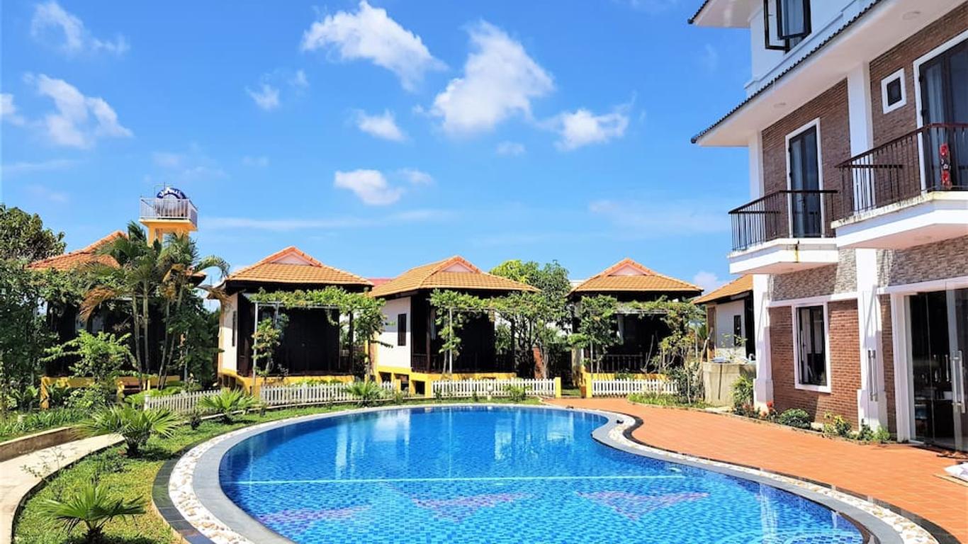 Hung Vuong Resort