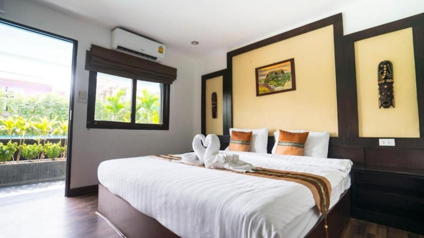 Pai Residence Chiangmai Gate