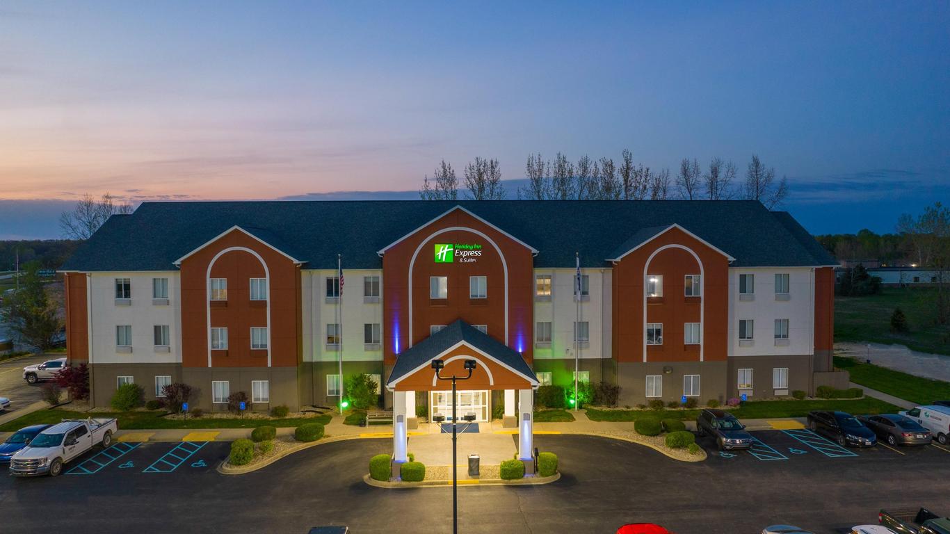 Holiday Inn Express Hotel & Suites Bedford By IHG