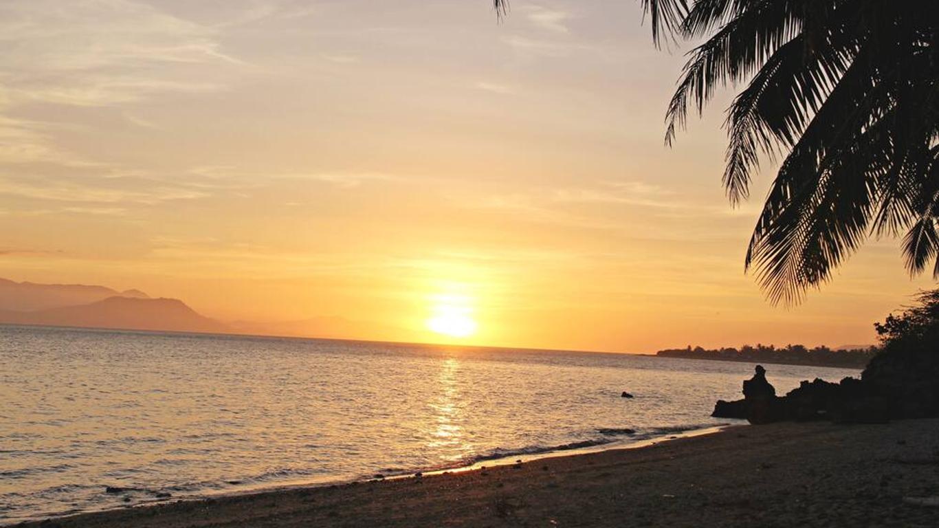 Submarine Garden Beach Resort