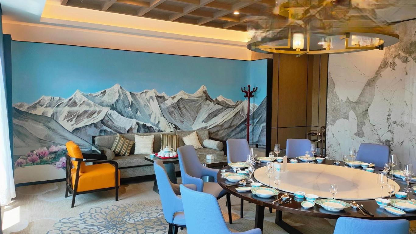 Xizang Saikang Hotel (Potala Palace)