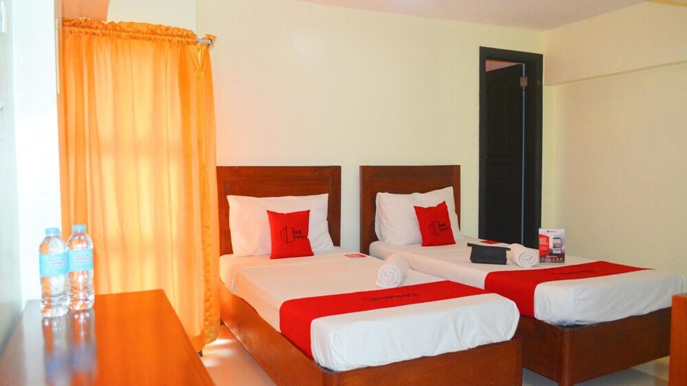 RedDoorz Near Sm Puerto Princesa
