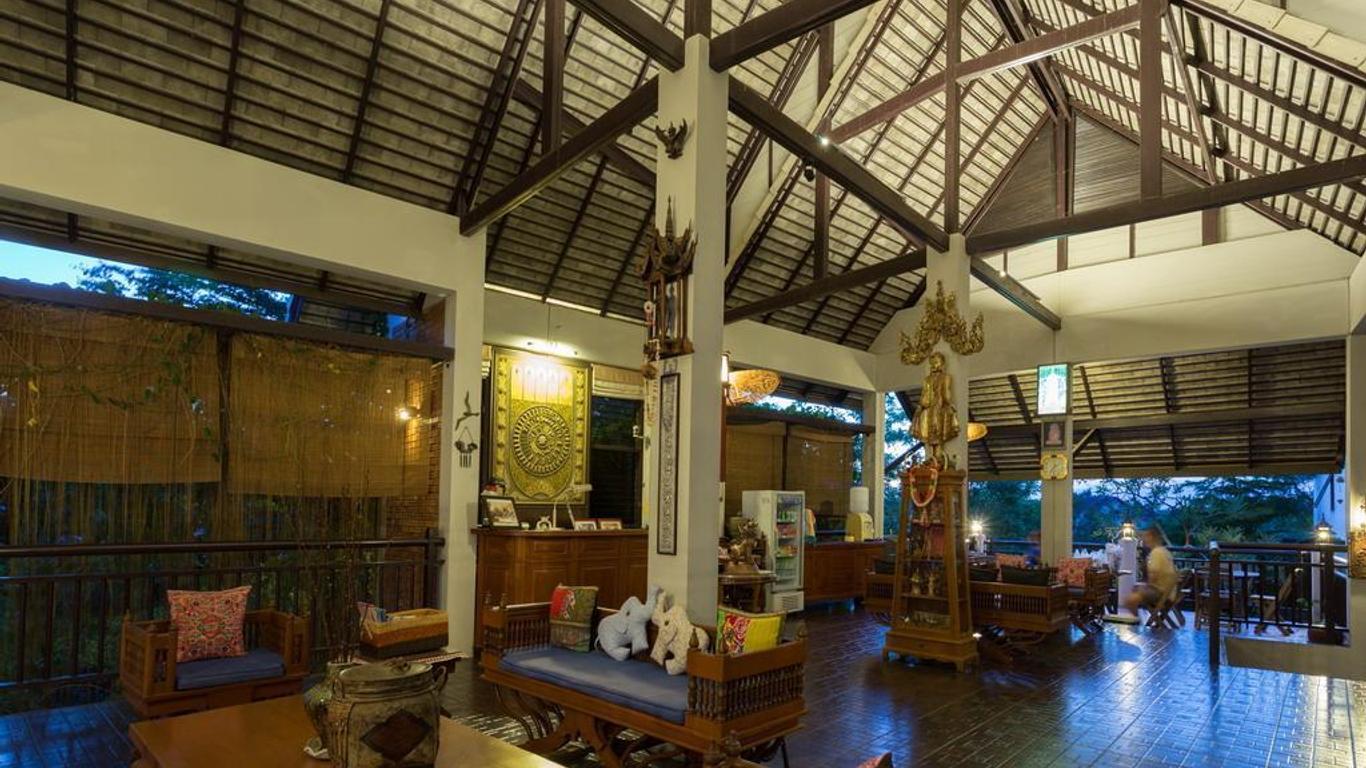 Phaya Inn