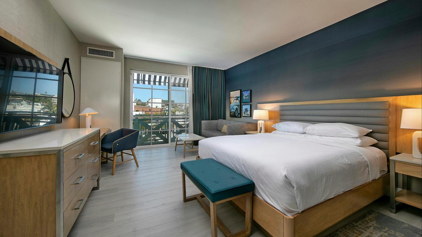 Inn at the Pier Pismo Beach, Curio Collection by Hilton