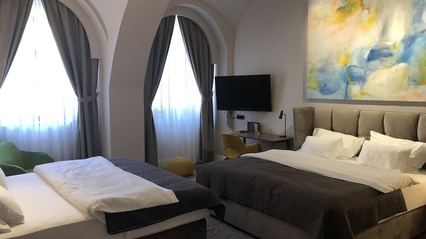 Boutique Hotel Tvrda