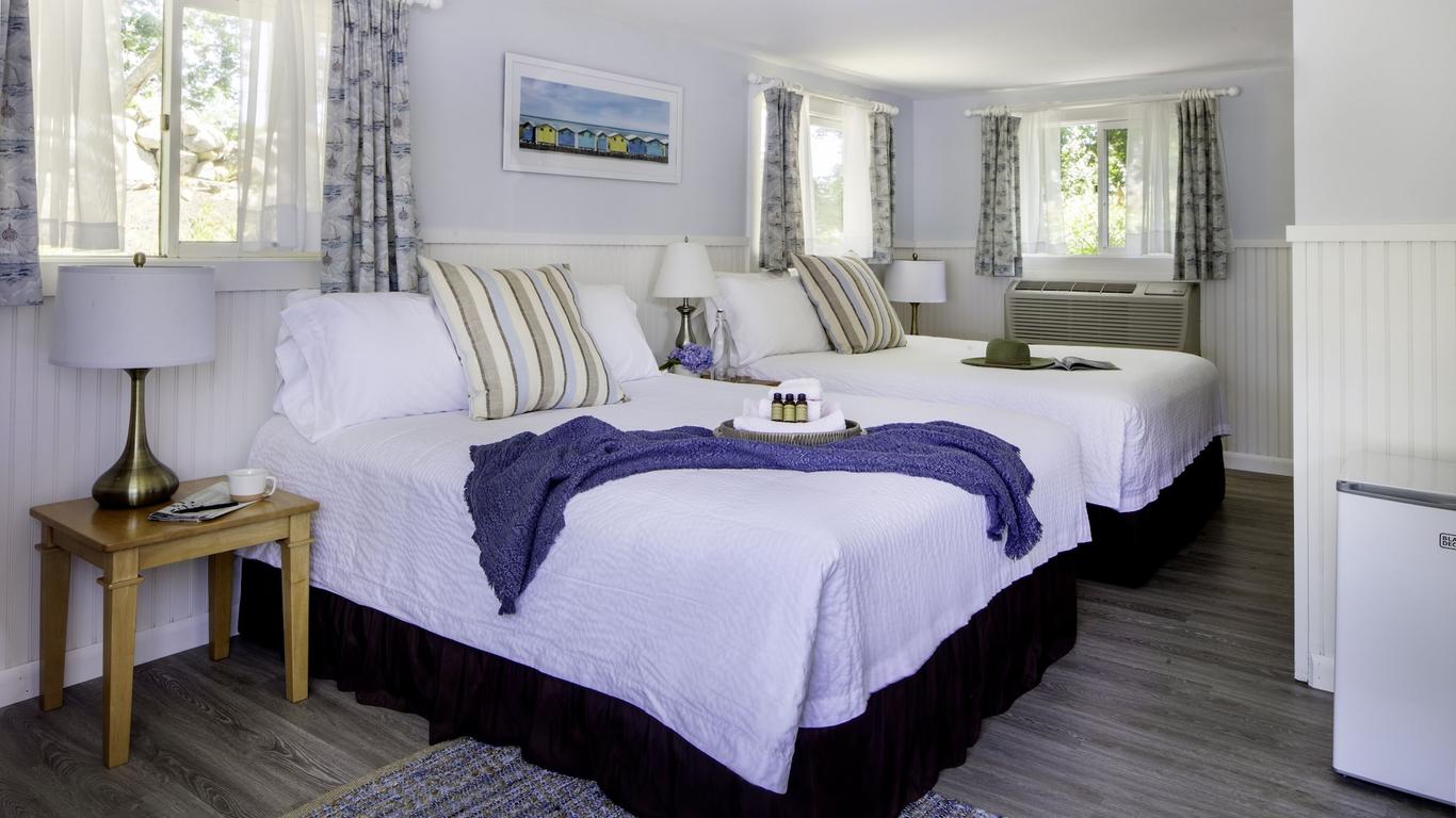 Sesuit Harbor House