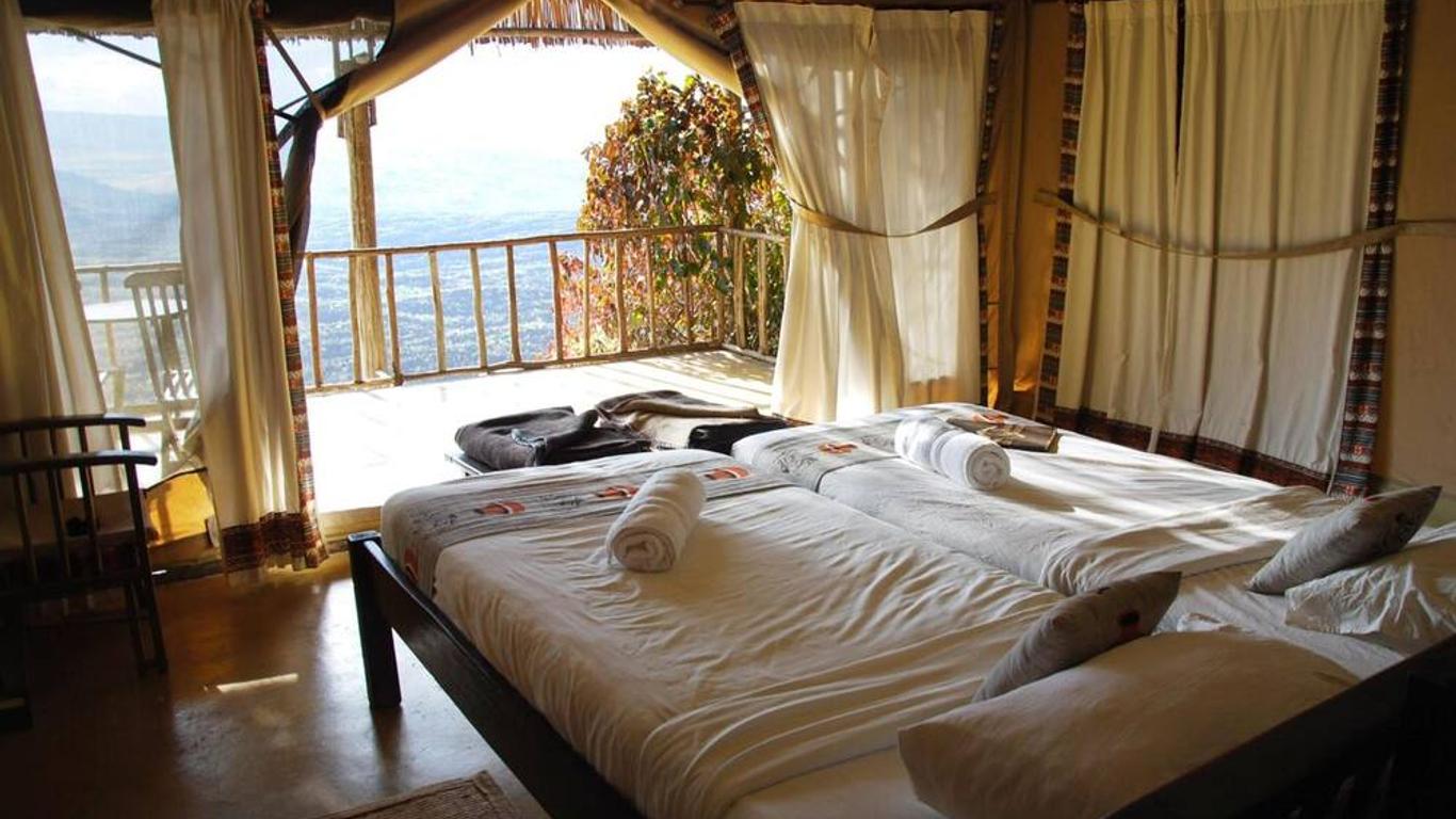 Maili Saba Camp