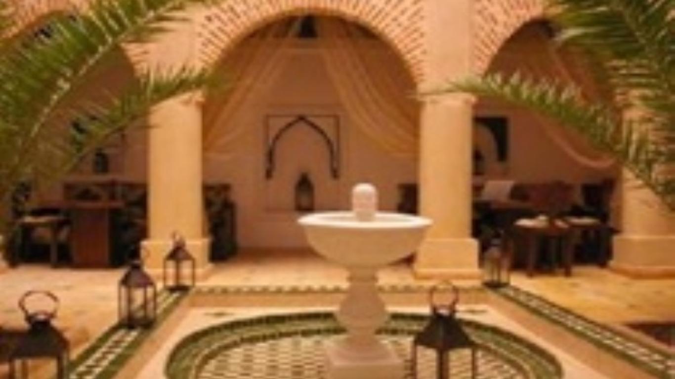 Riad Inaya