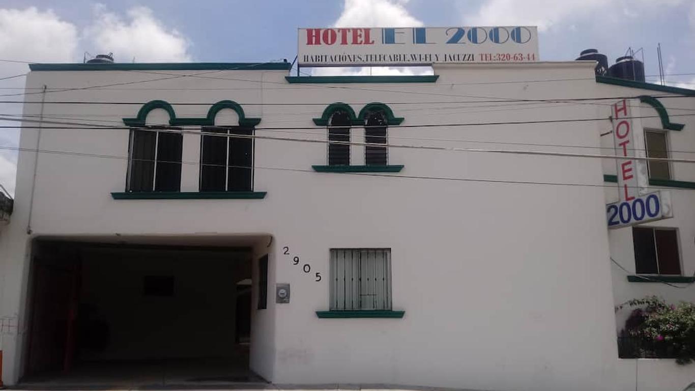 Hotel El 2000