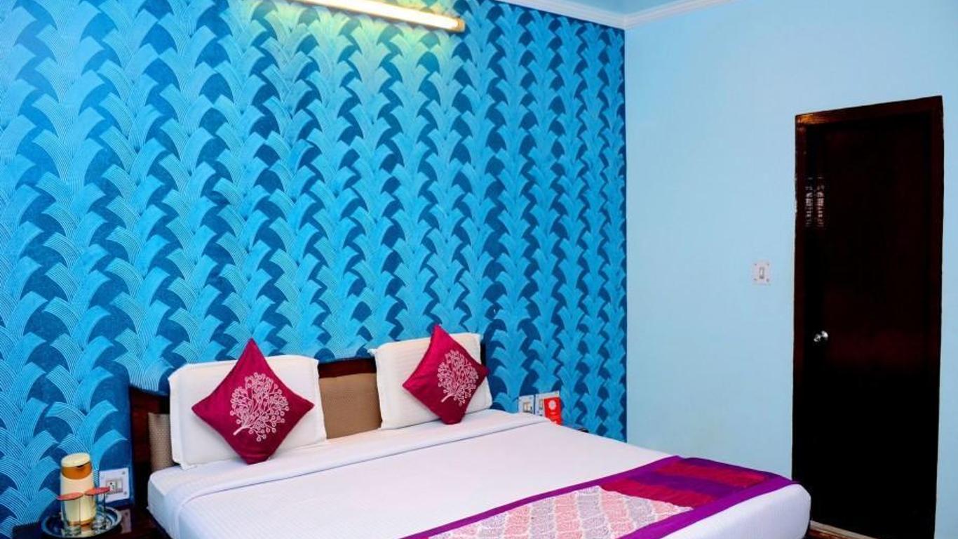 Collection O 1088 Hotel Kamesh Hut