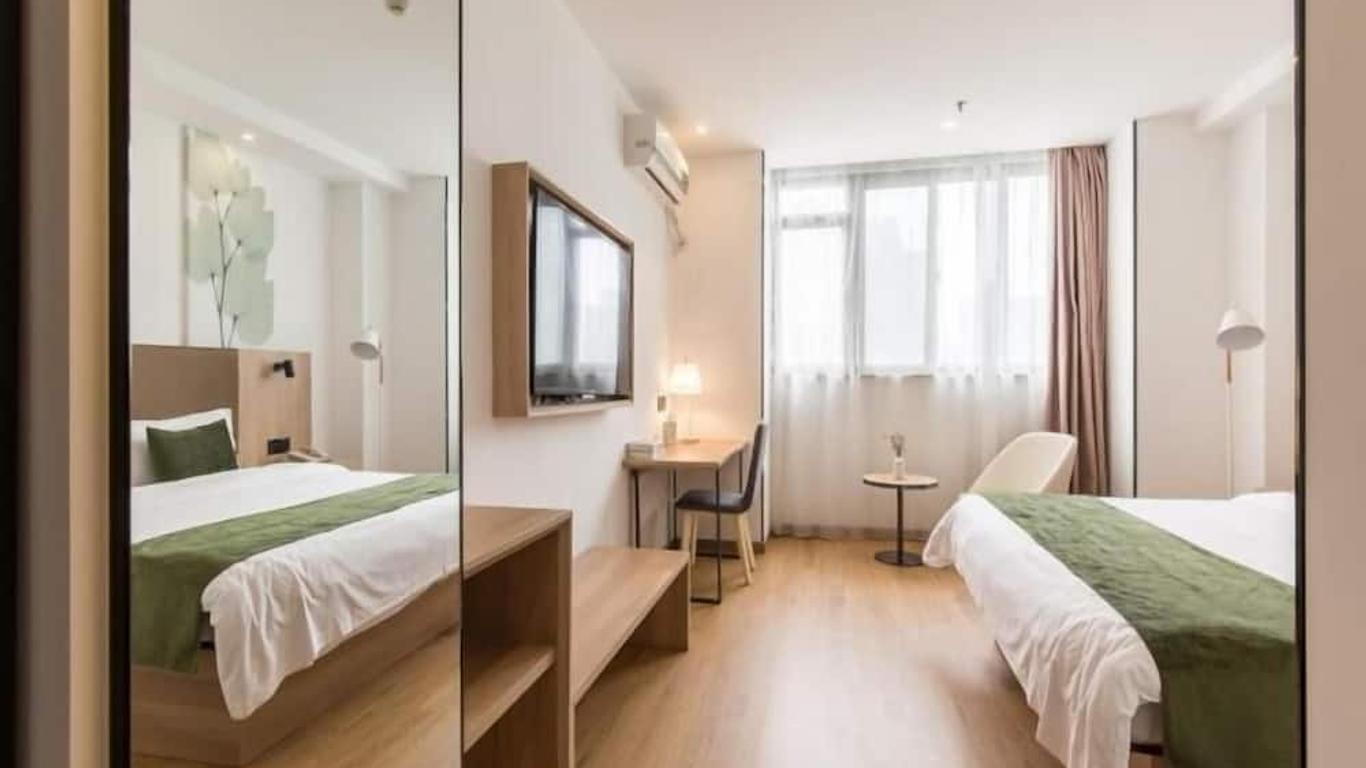 Greentree Inn Shanghai Zhoupu Town Xiupu Road Business Hotel