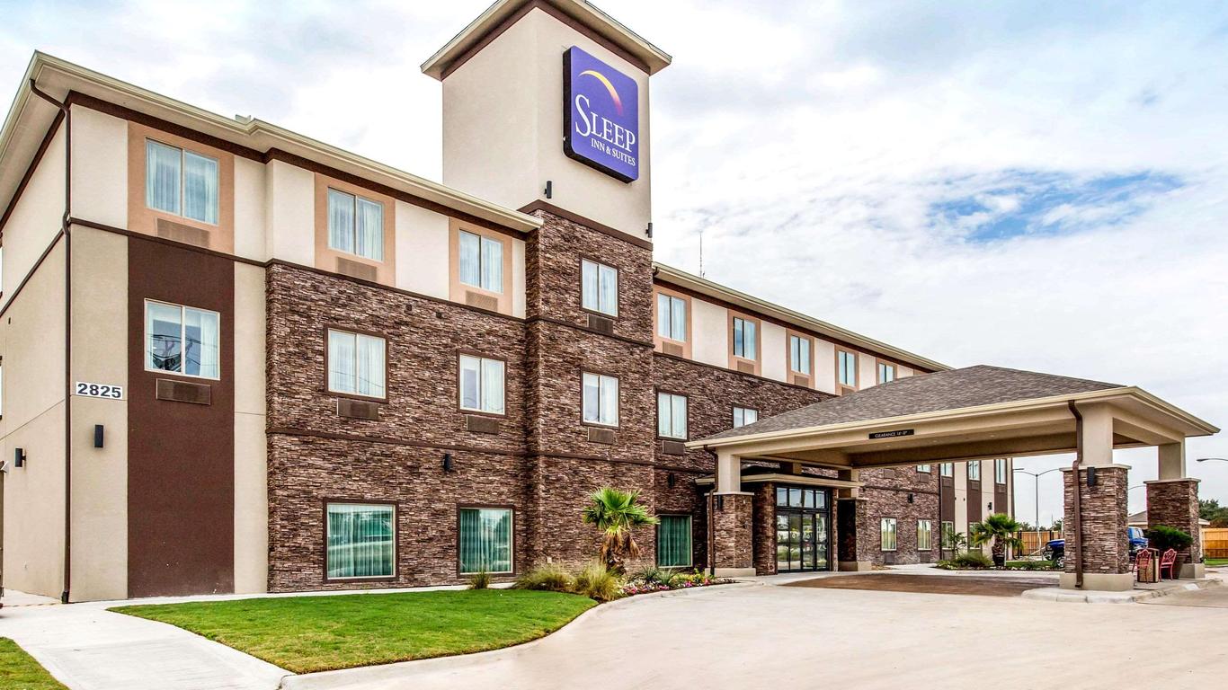 Sleep Inn & Suites