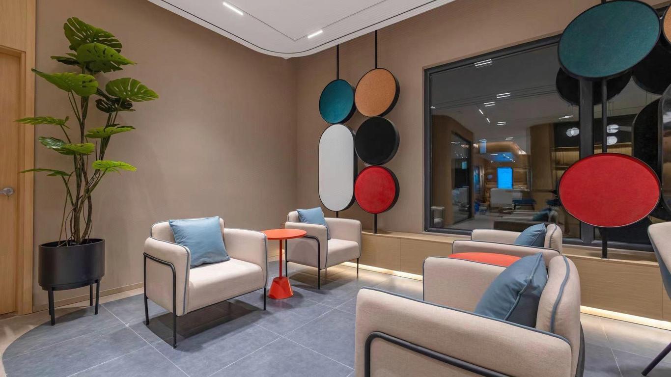 Home Inn Gaotang Yuqiu Shengjing Branch