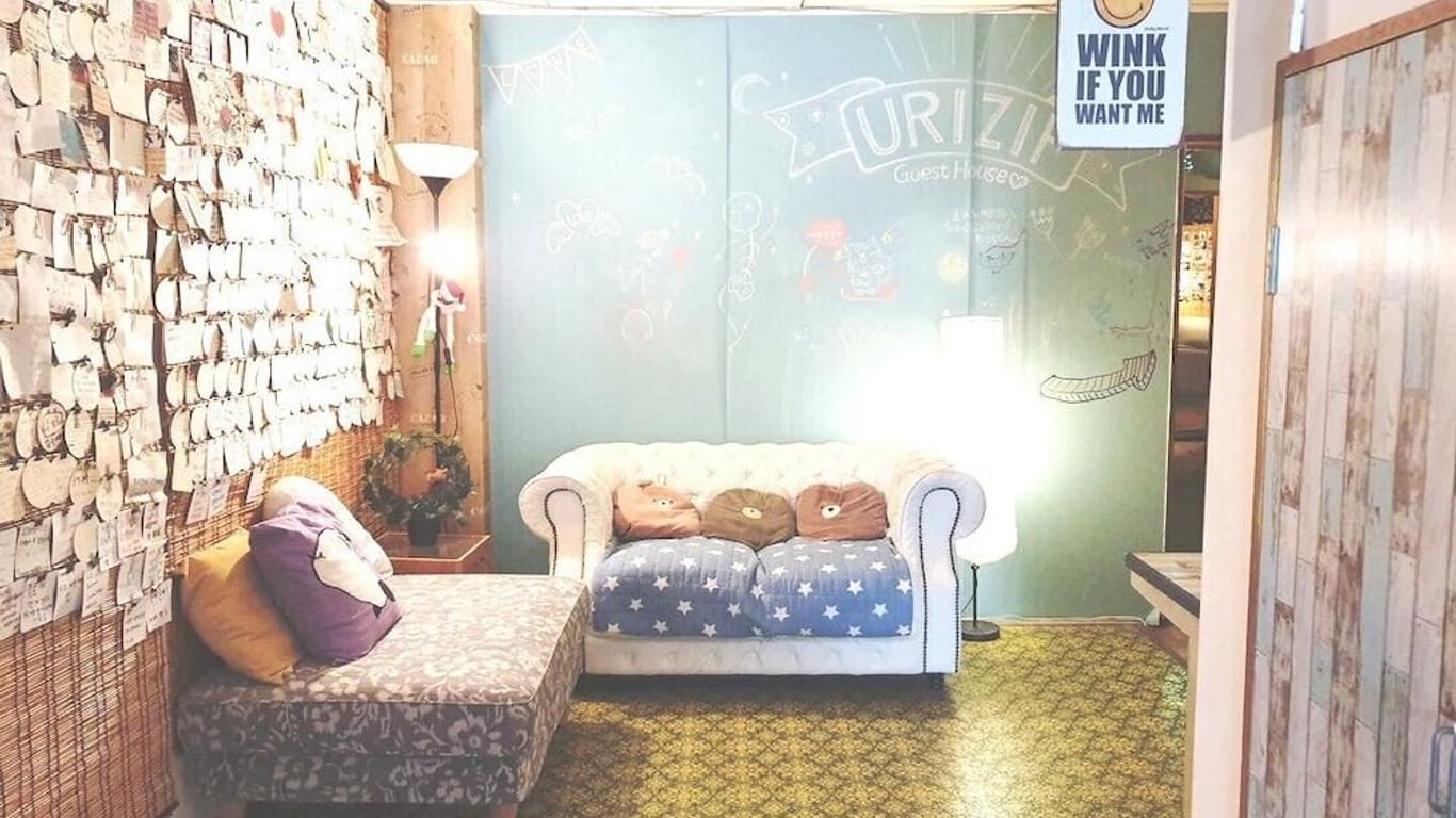 Royal Home Dormitory - Hostel