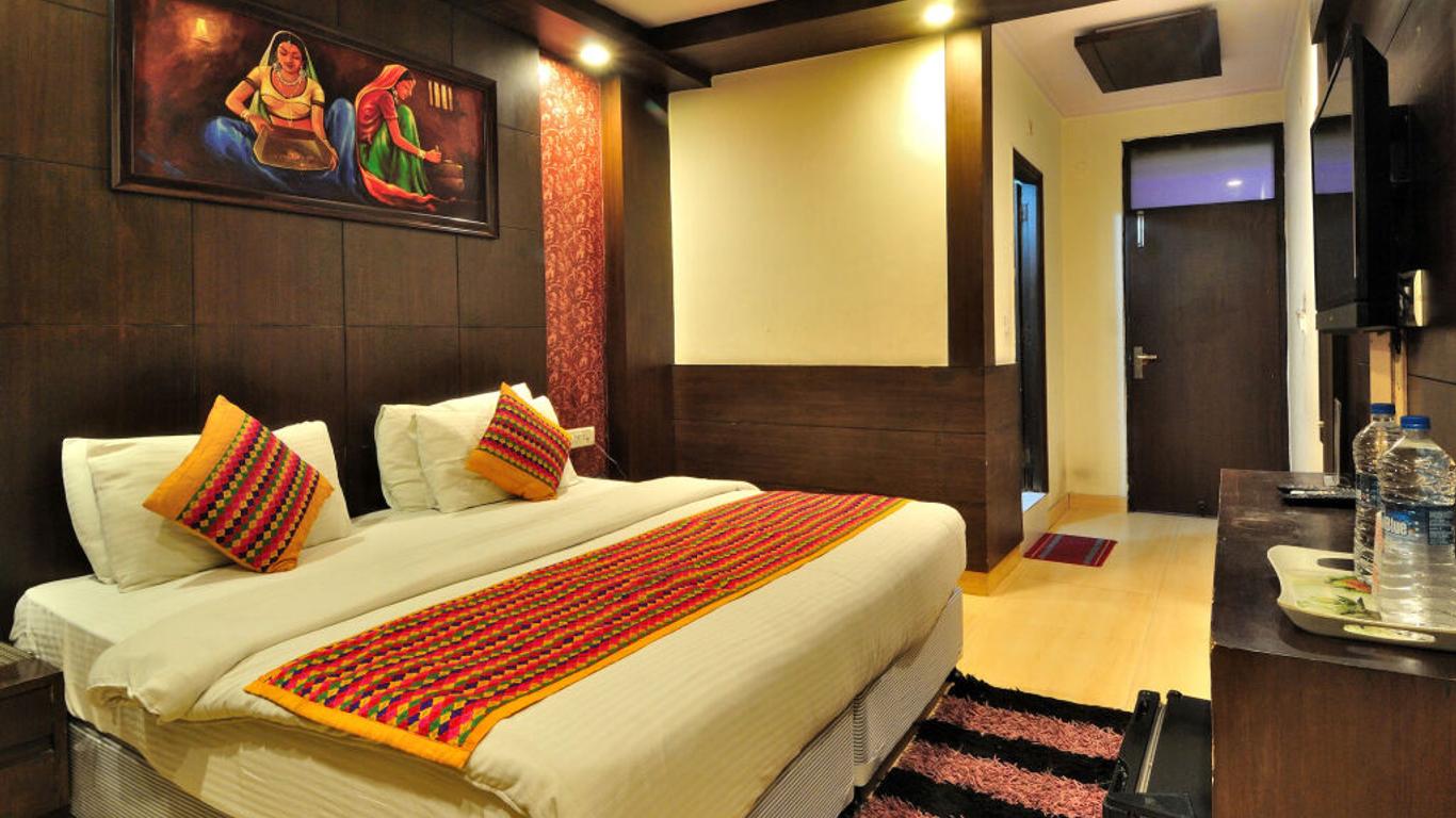Check In Room Main Bazar