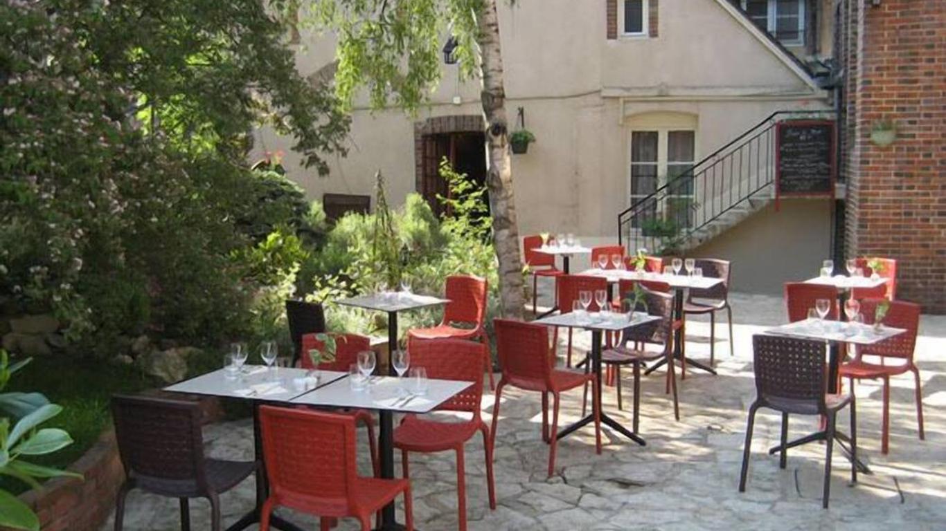 Hotel Restaurant Le Cheval Blanc