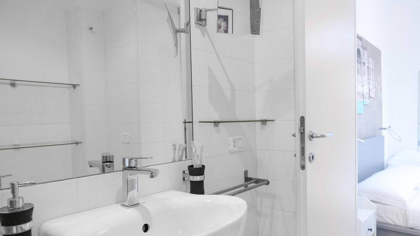 Viale Giulio Cesare Guest House