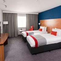 Holiday Inn Express Birmingham - Star City