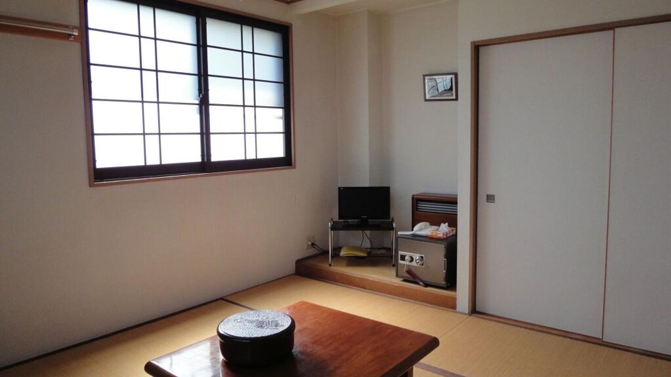 Hakuba Glad Inn Ebisuya
