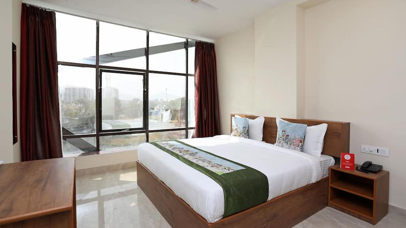 OYO 10176 Hotel Bluebell