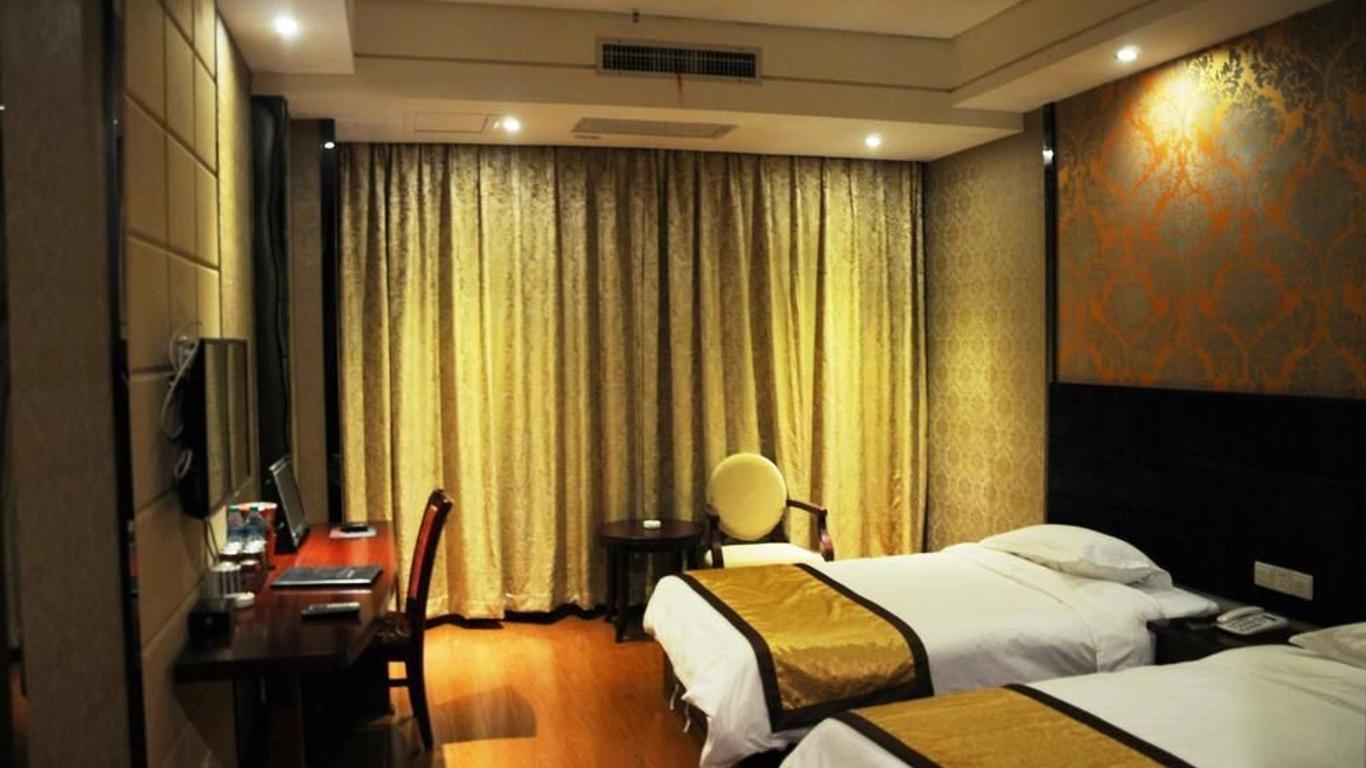 Nanchang Lucky Holiday Hotel