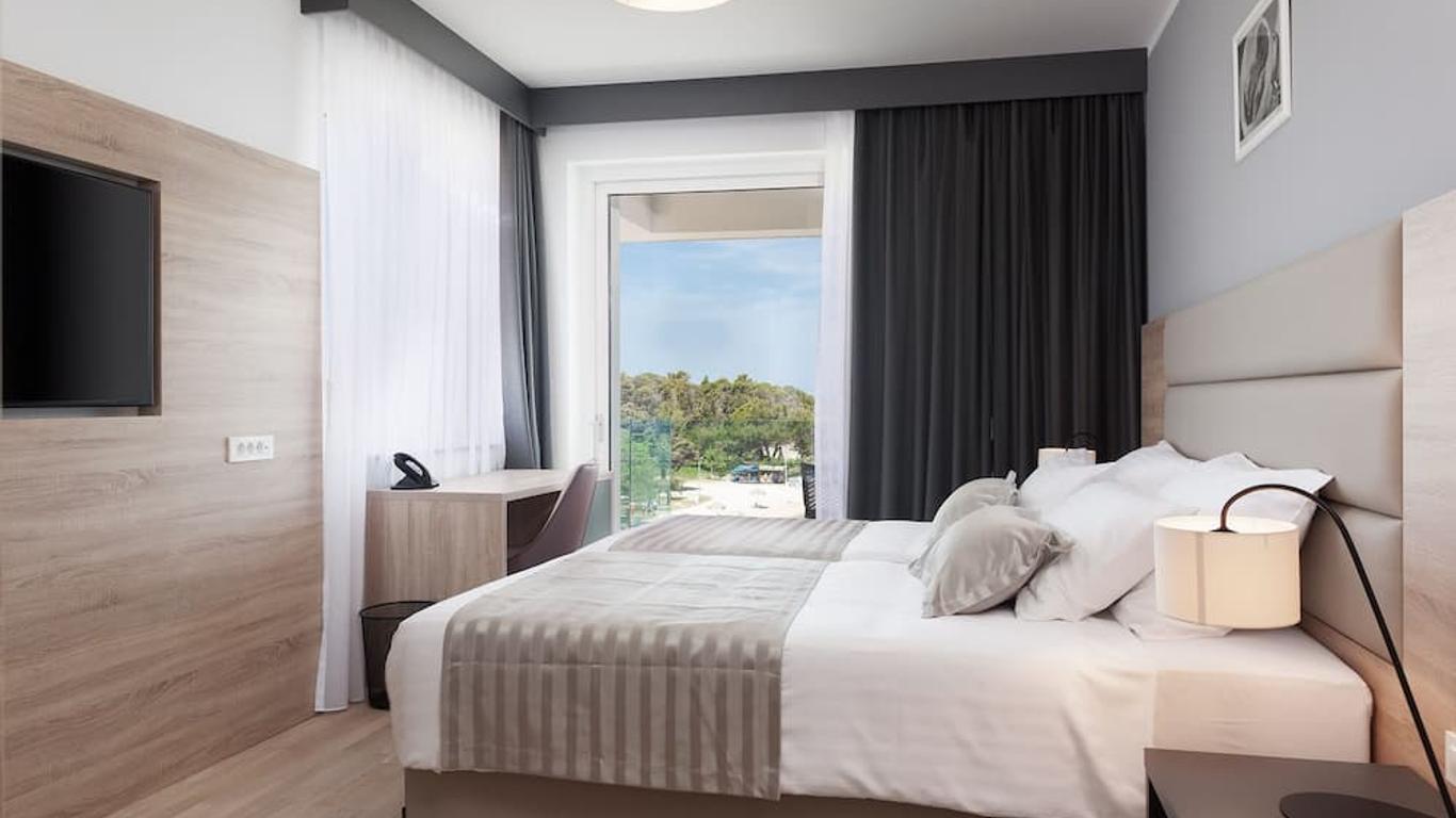Hotel Kaneo
