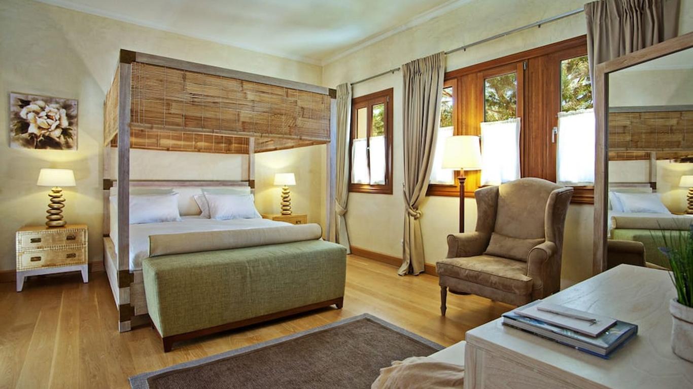 Villa Veneziano Suites & Villa