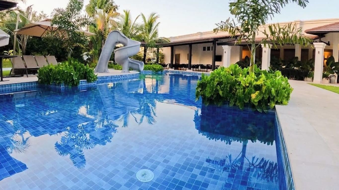 Hotel Vista Lago
