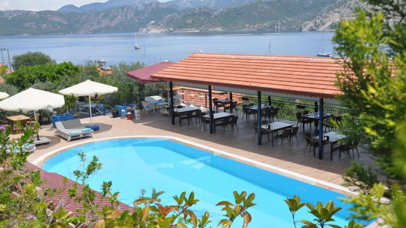 Lacivert Boutique Hotel