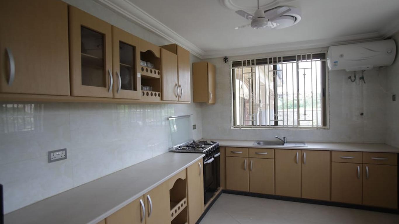 X-Class Guesthouse