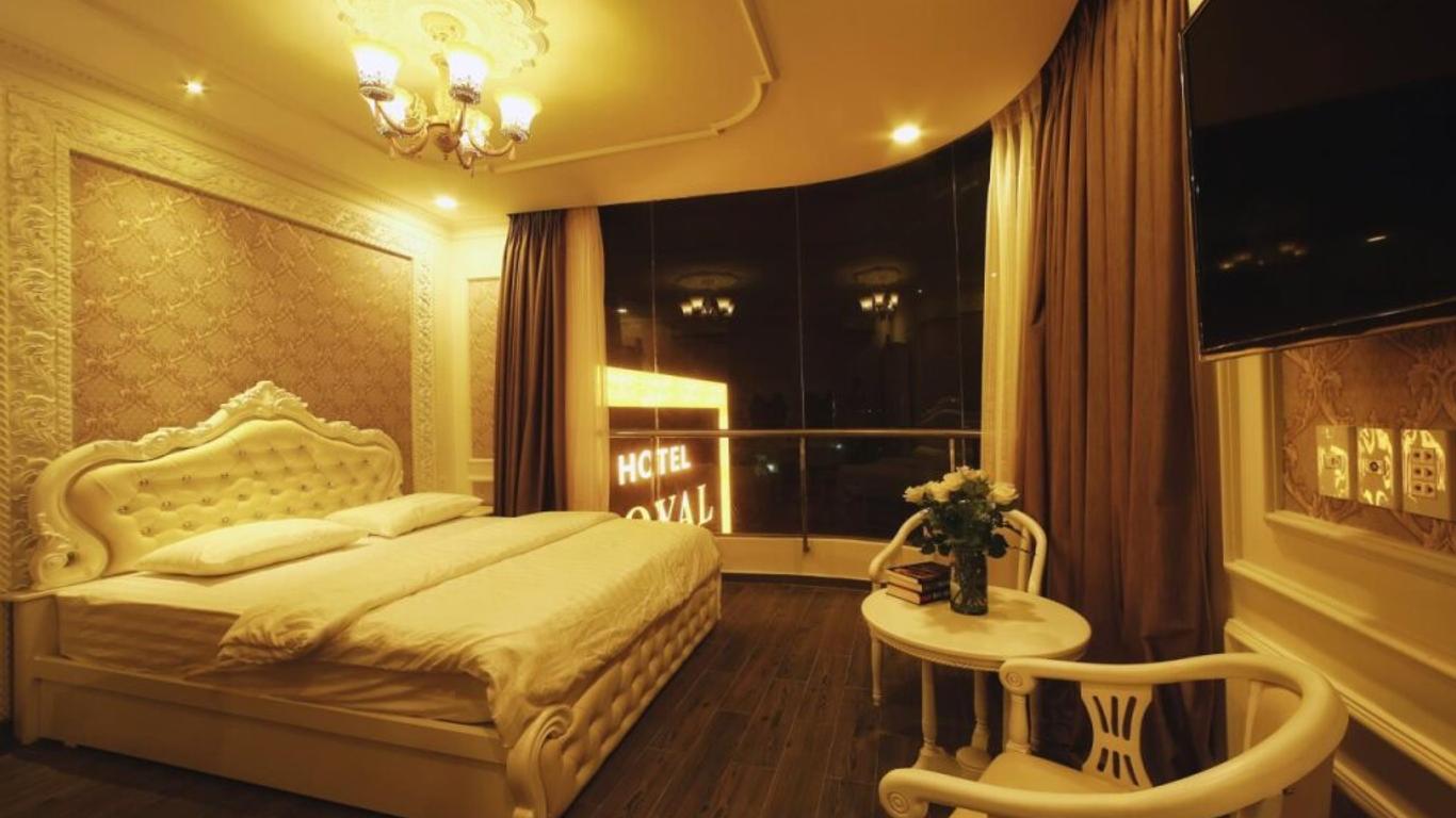 Royal Hotel