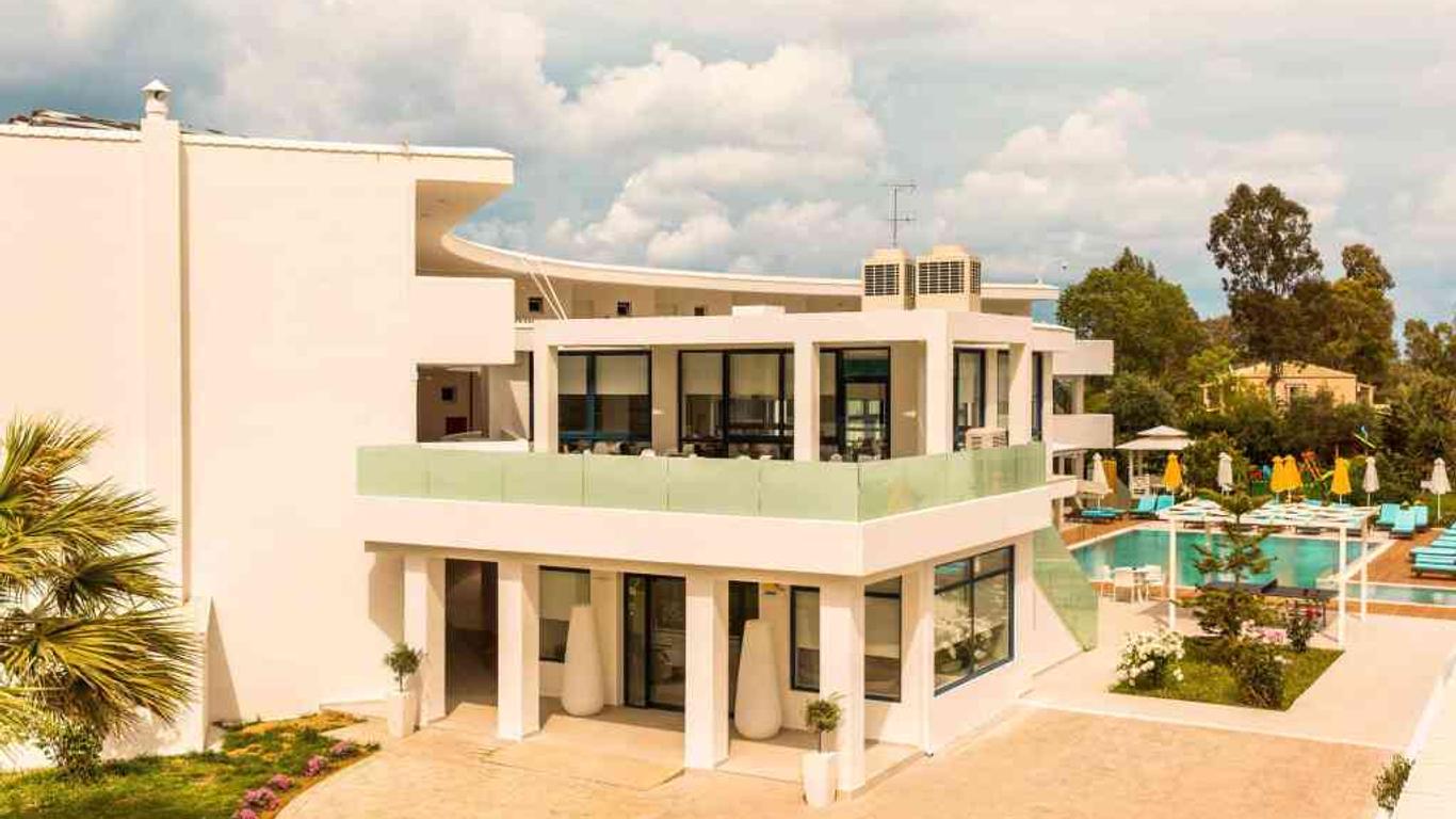 Nasos Hotel & Resort