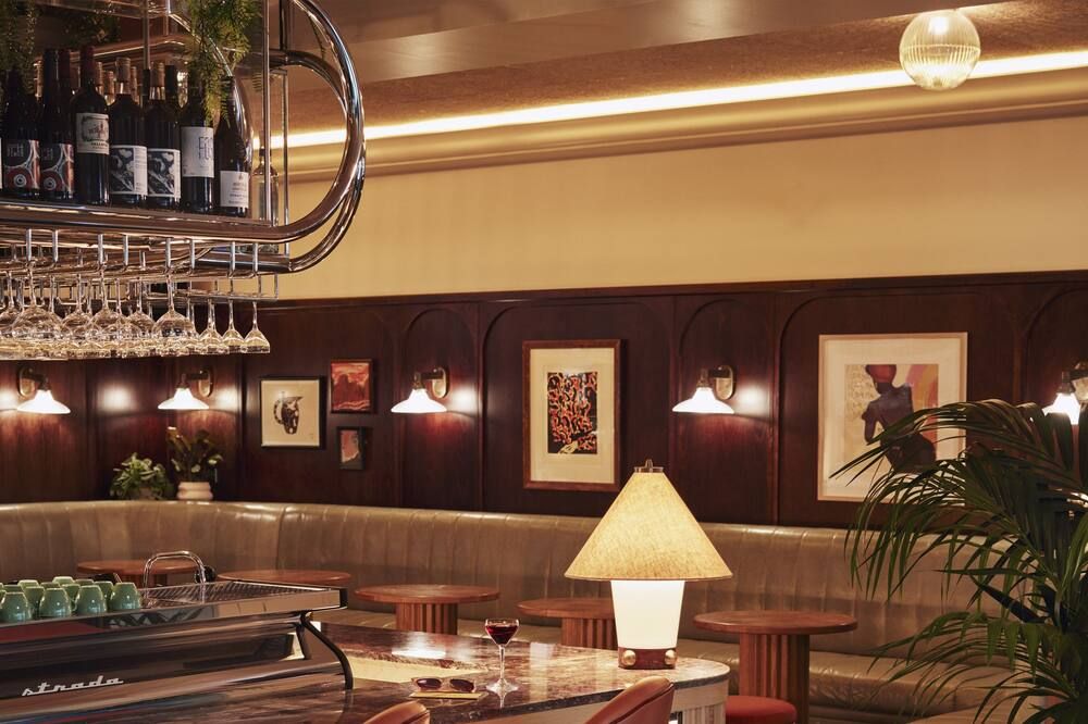 Bar