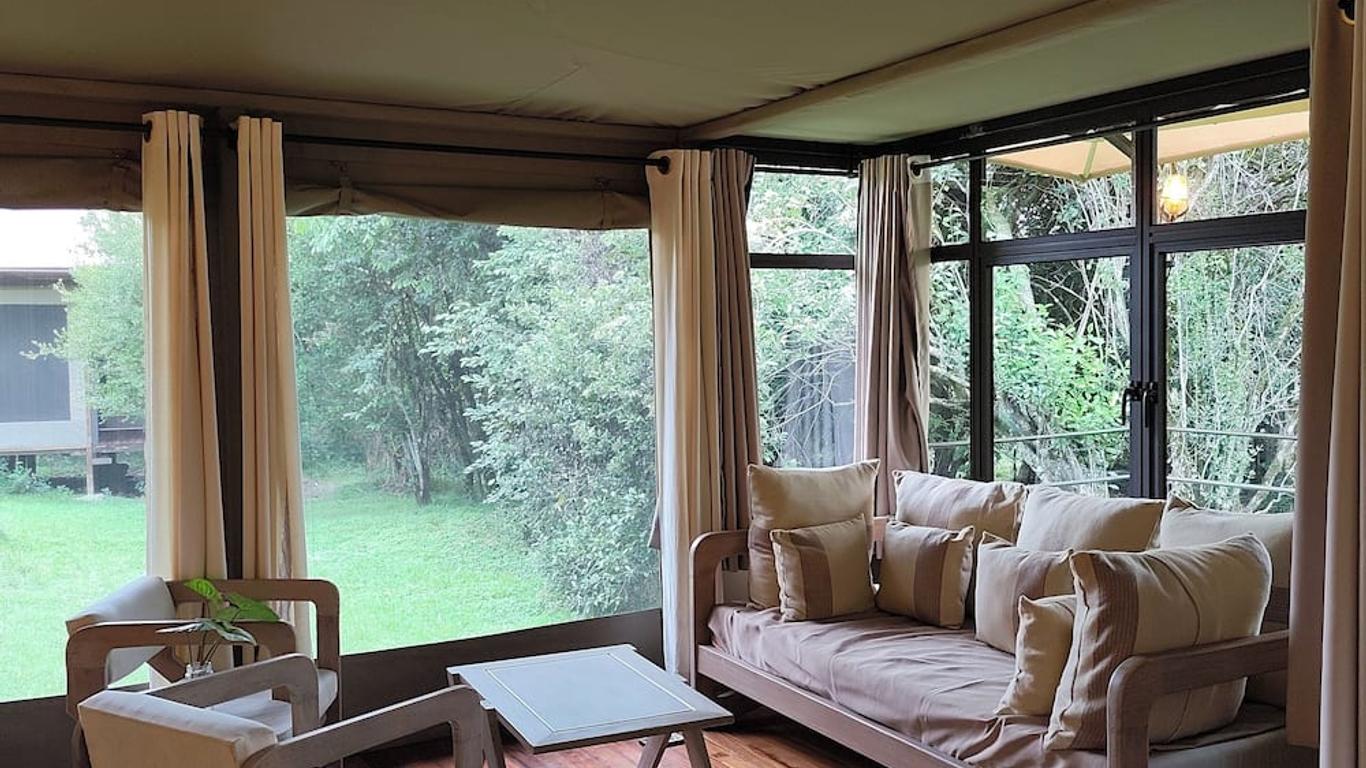 Ashnil Mara Camp