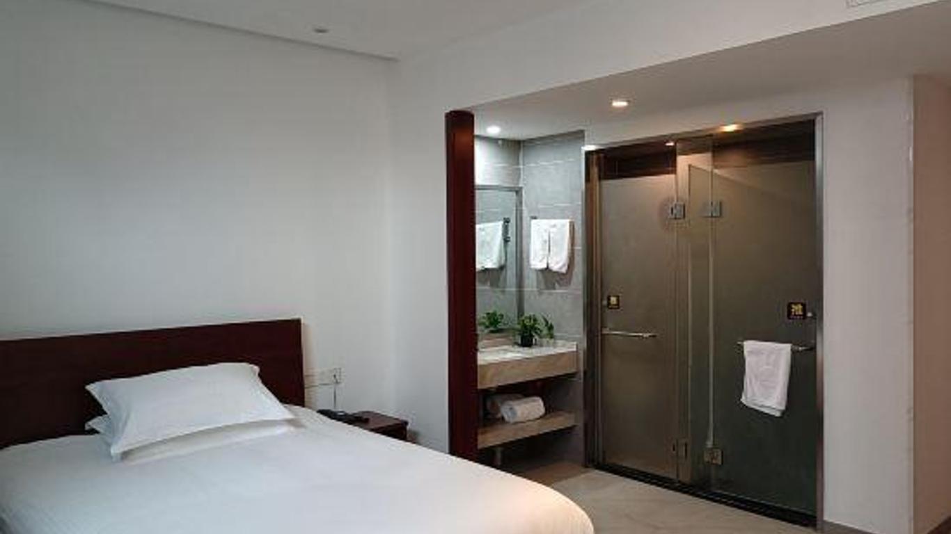 Baolong Homelike Hotel (Shanghai Xuhui)