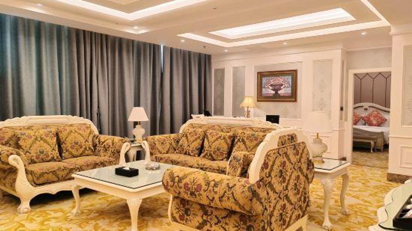 Huaxia Conifer Hotel