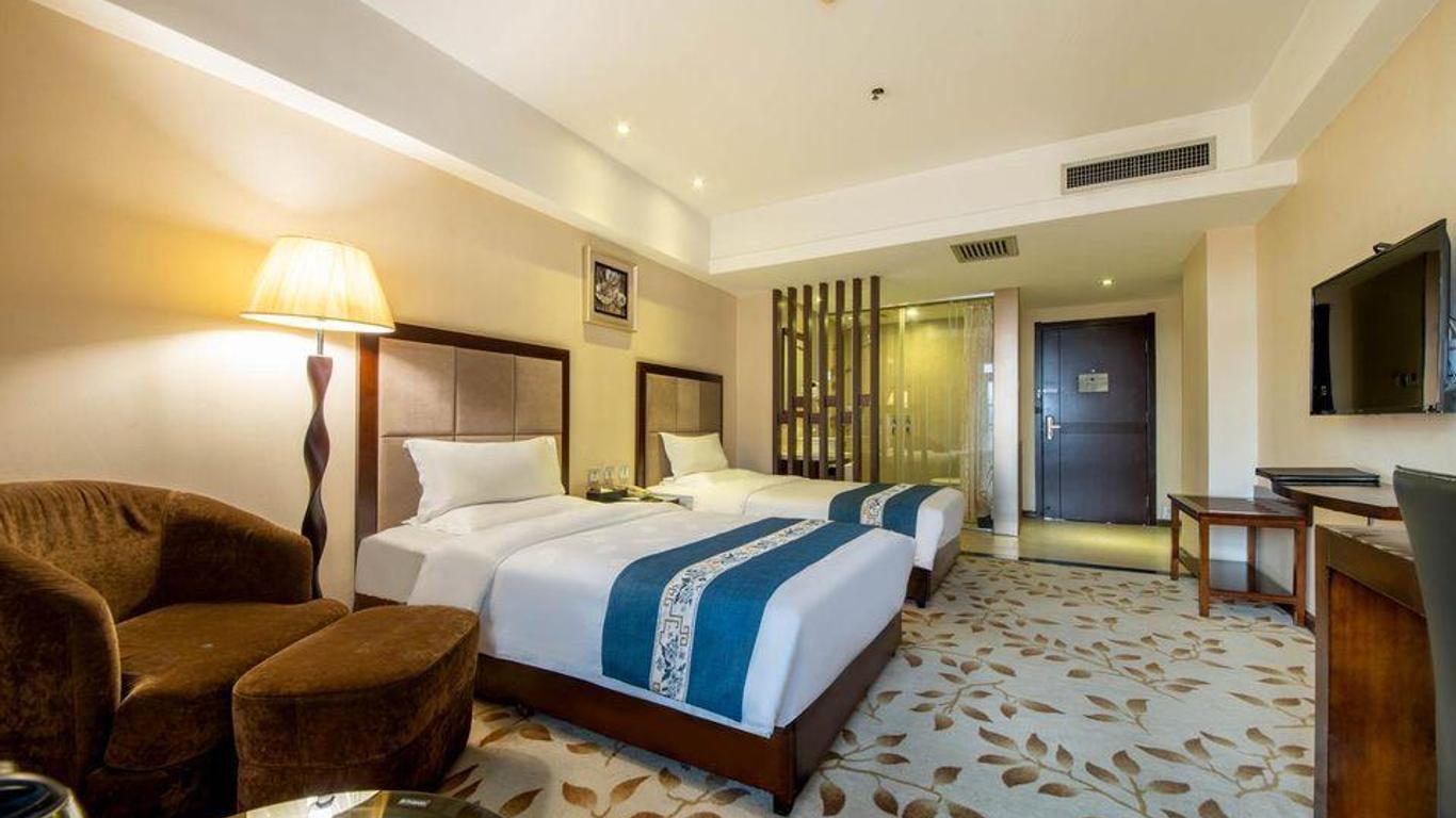 Huashan Licheng Hotel