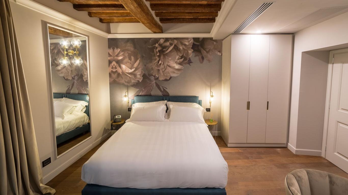 Palazzo 42 - Boutique Hotel & Suites