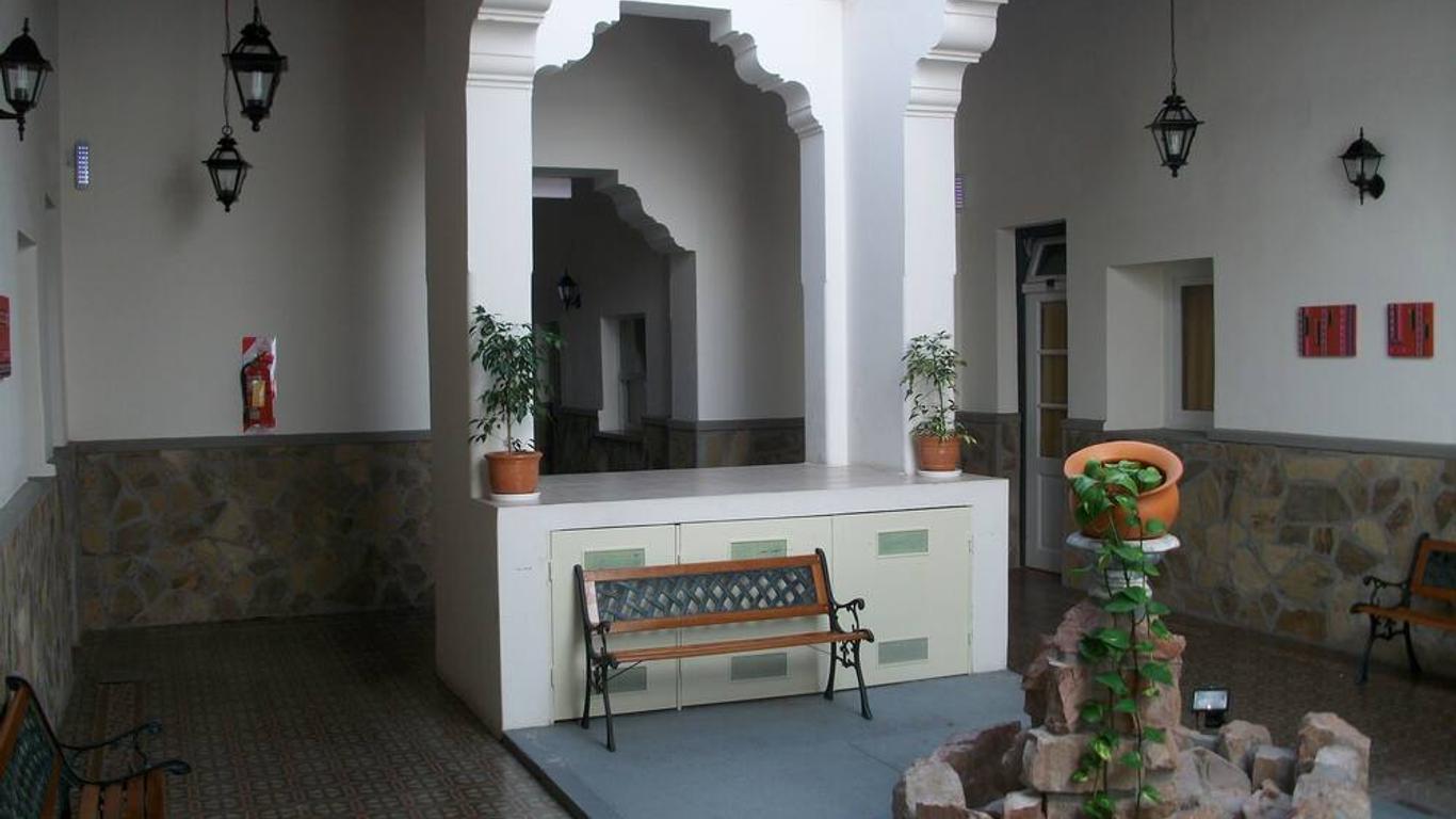 Hotel de la Linda