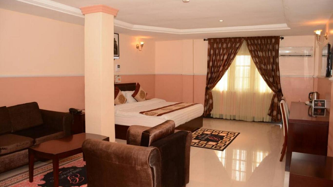 Greatwood Hotel