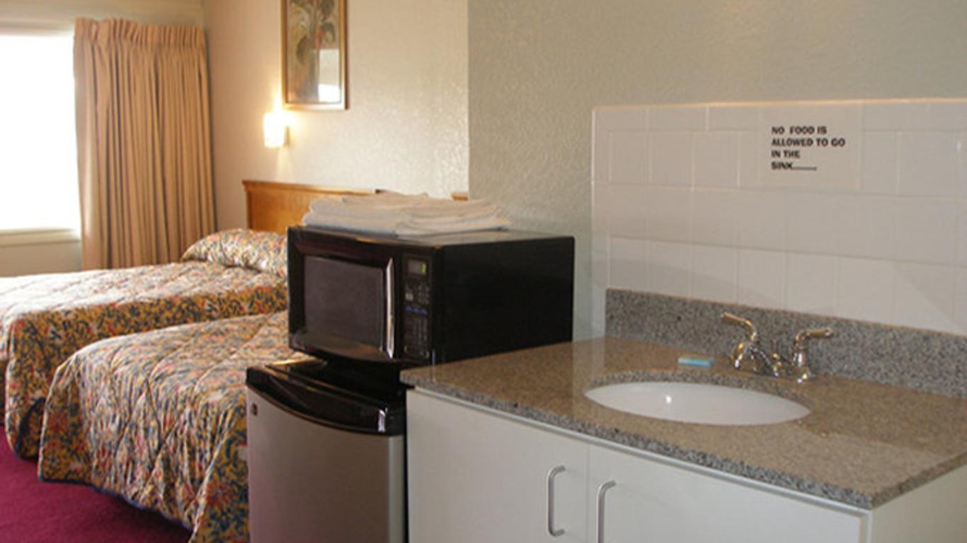 Red Carpet Inn Virgina Beach