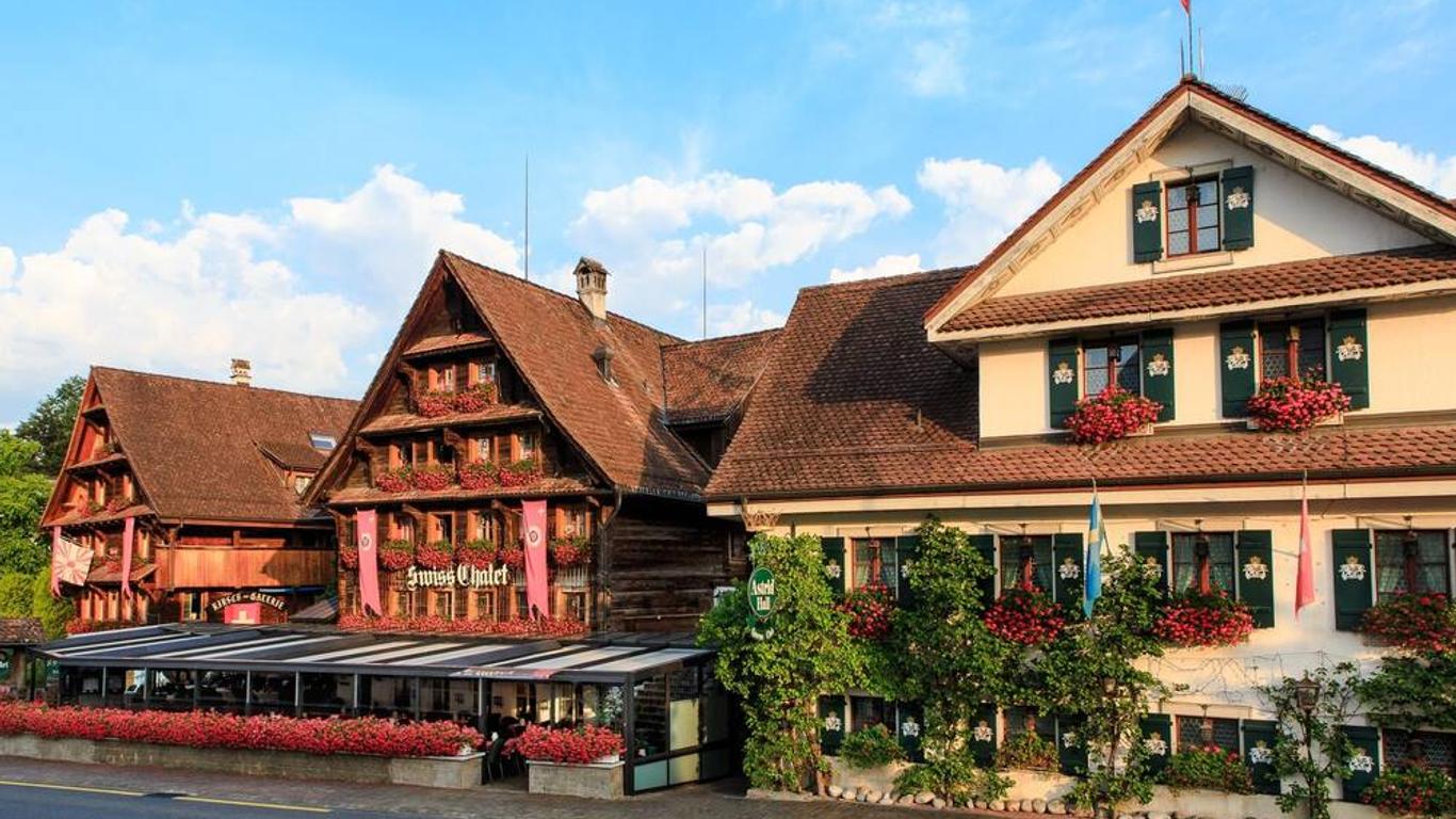 Swiss-Chalet Merlischachen - Historik Chalet-Hotel Lodge