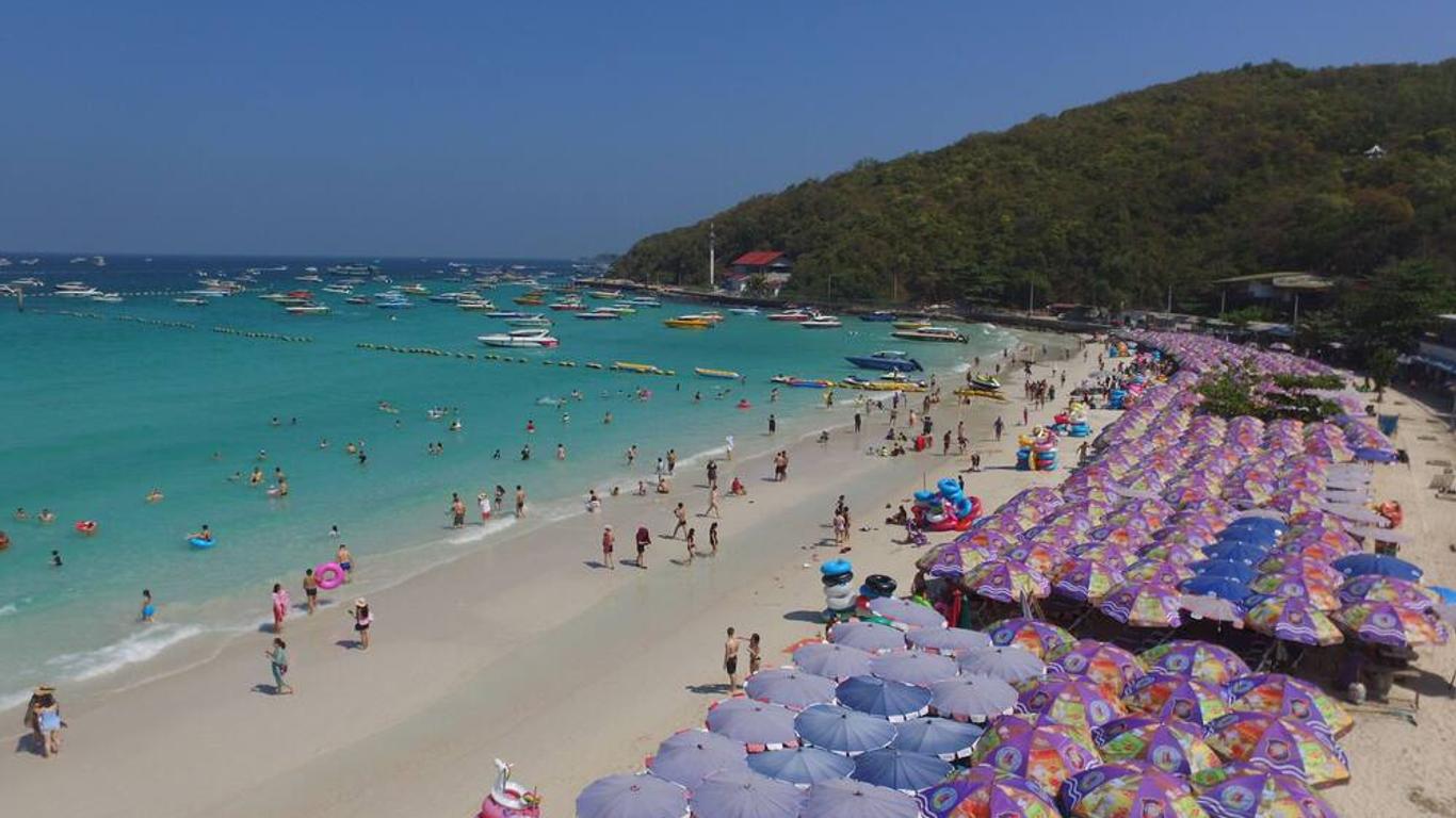 Tawaen Beach Resort