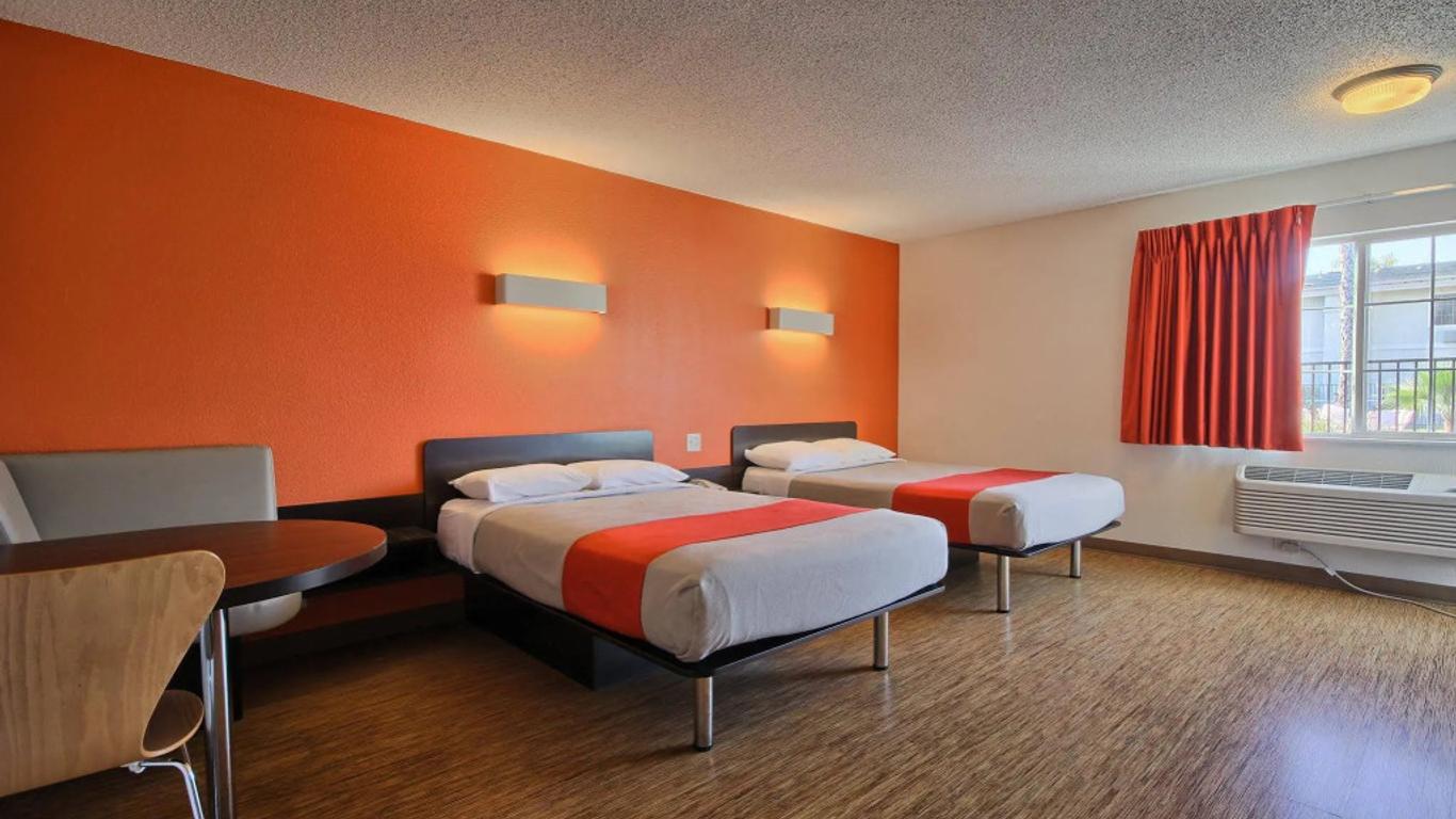 Ramada by Wyndham Merced
