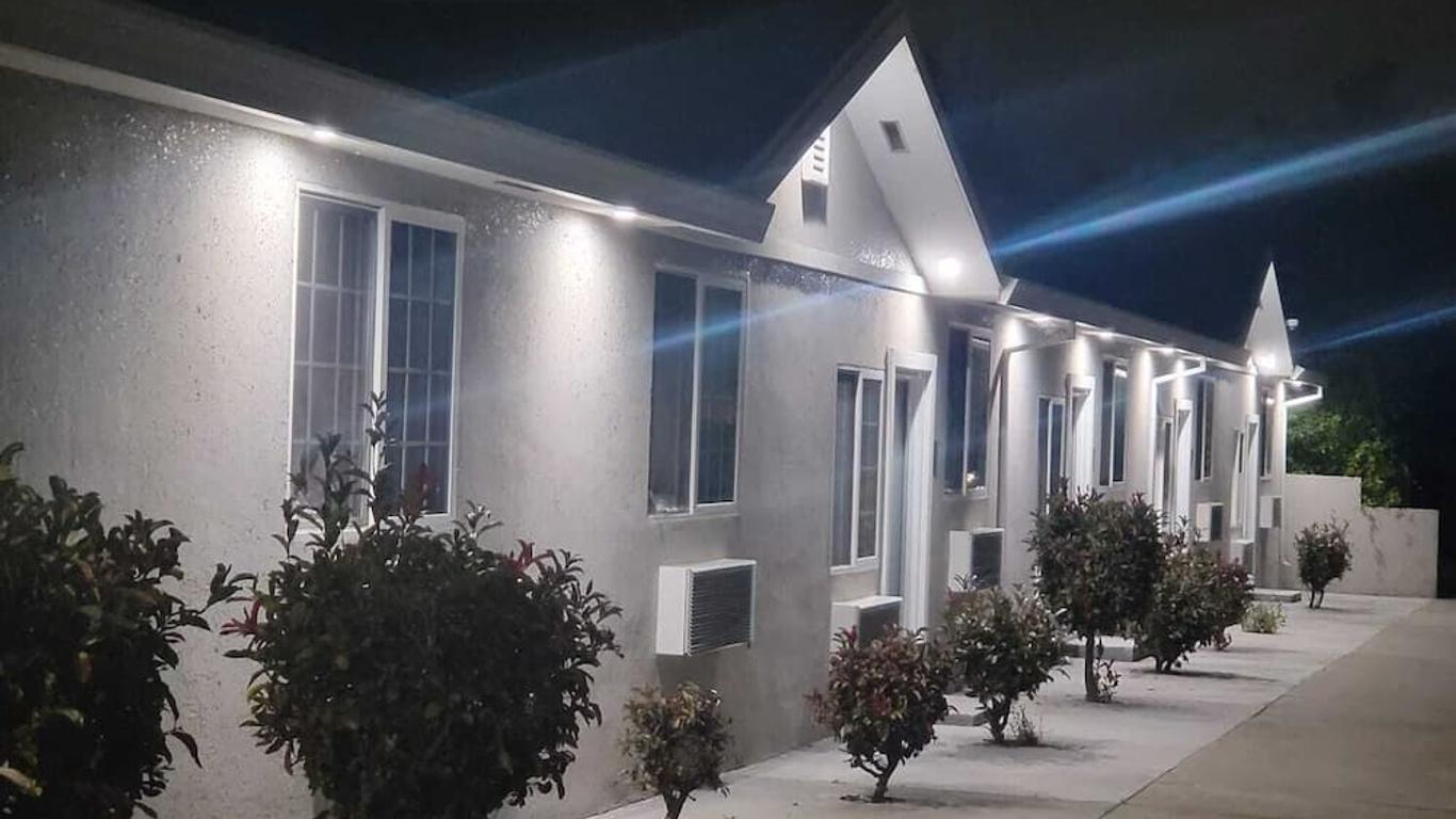 Deluxe Inn Redwood City