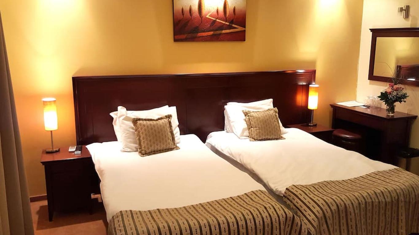 Hotel Contact