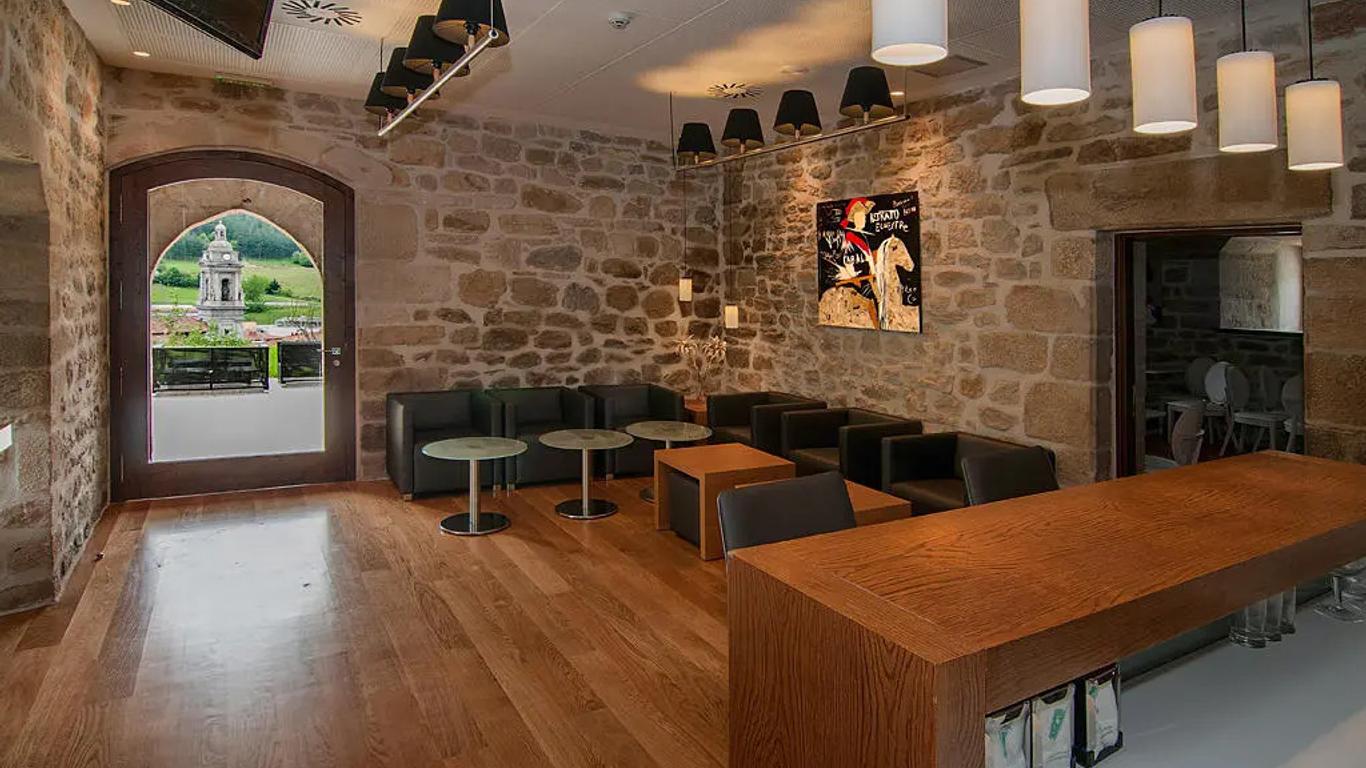 Hotel Torre Zumeltzegi