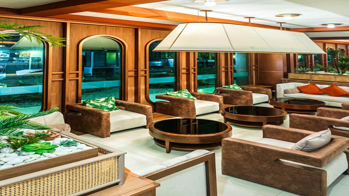 A-One The Royal Cruise Hotel Pattaya