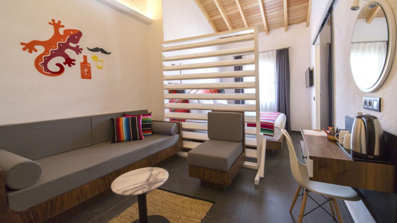 Hay Hotel - Adult Only
